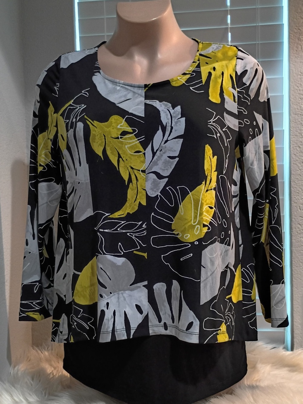 Alfani Women’s XL Top
